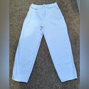 Evereve White High-Waist Barrel Leg Jeans